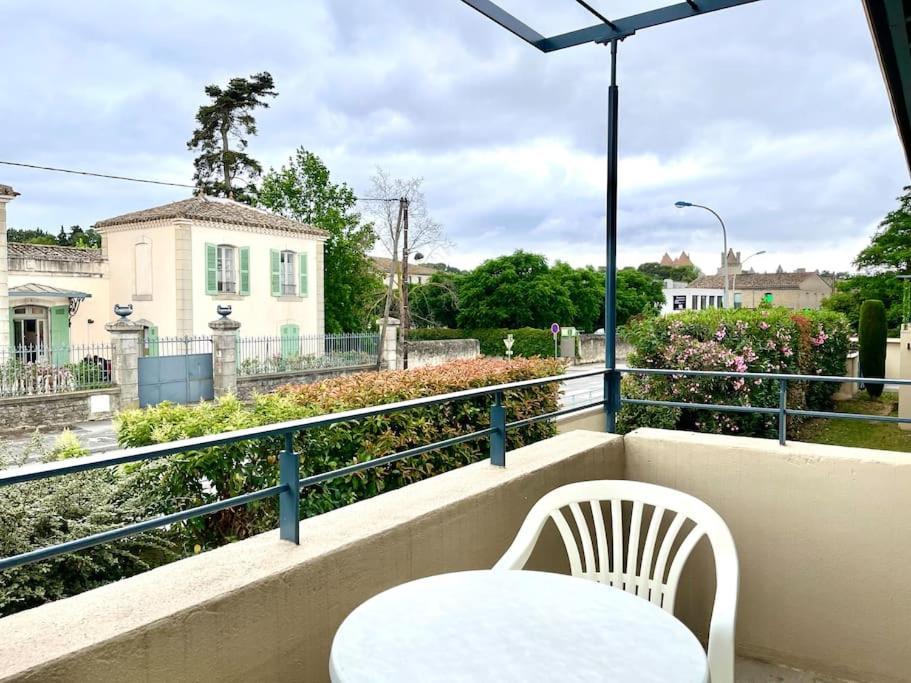 147 - Vue Cite Medievale Et Parking Carcassonne Ngoại thất bức ảnh